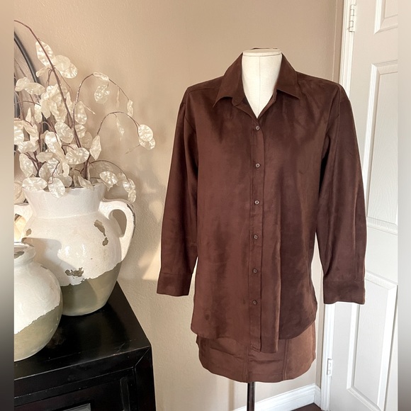 Banana Republic suede button-up top - Picture 6 of 7
